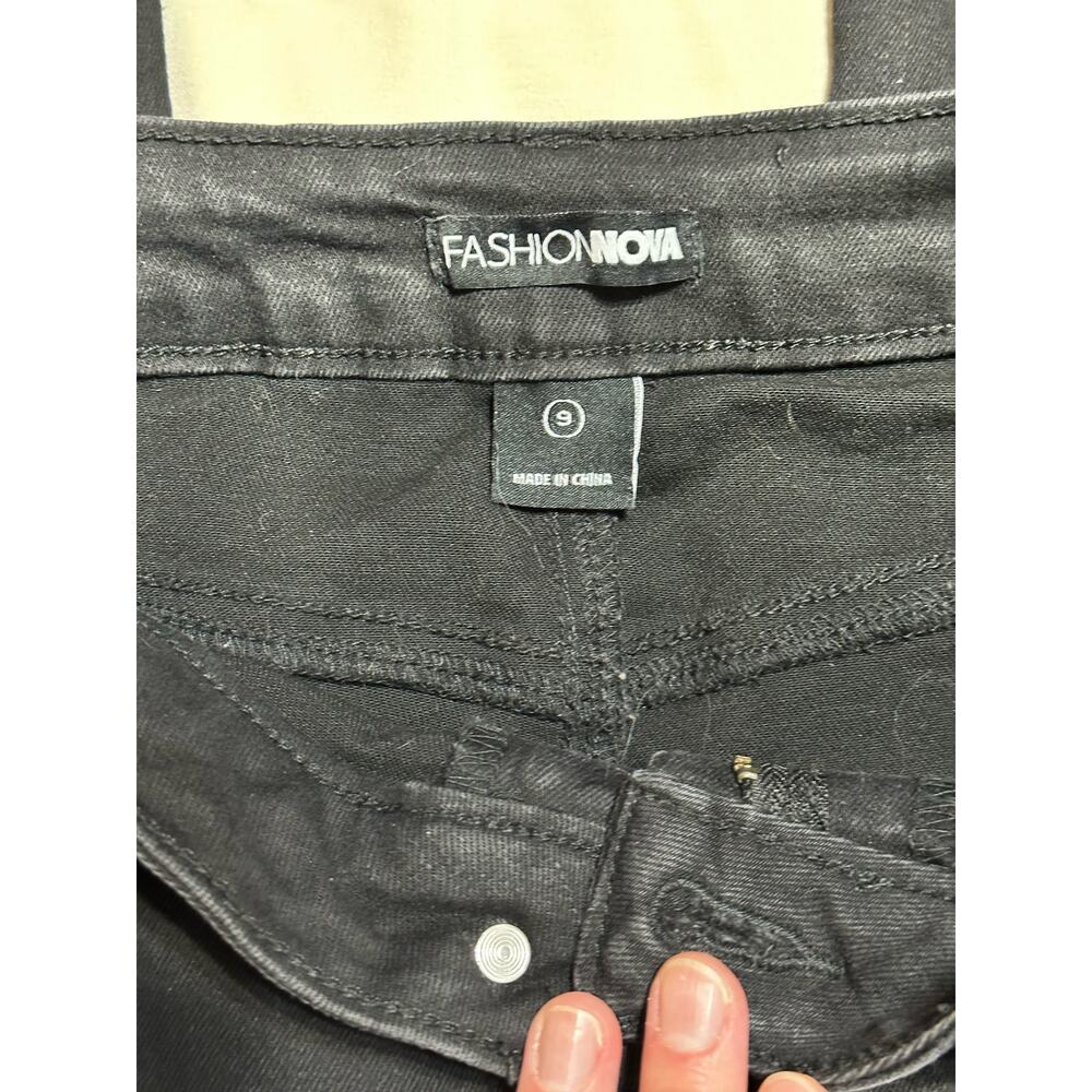 Fashion Nova Black Jeans - Picture 7 of 7